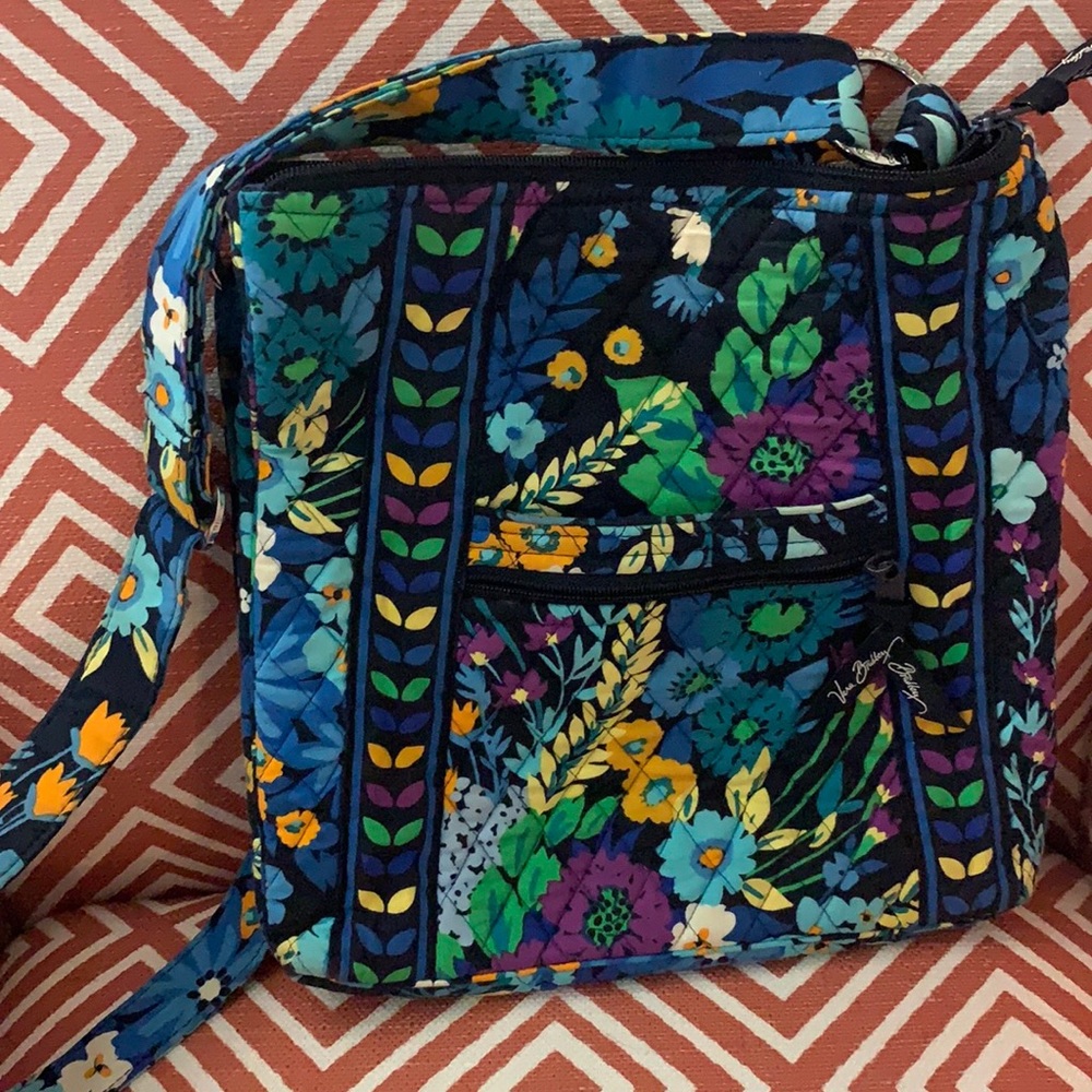 *SOLD. Vera Bradley midnight blues hipster